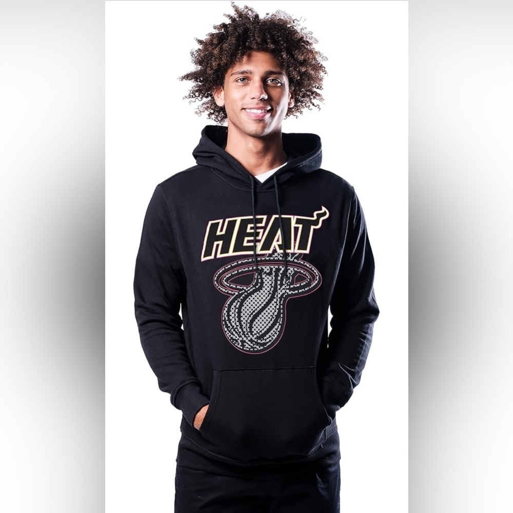 NWT- Ultra Game NBA Miami Heat Men's Fleece Hoodie - Primo Metallic